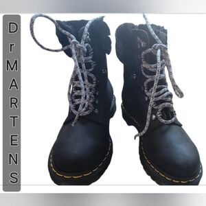 Dr Martens Serena Collar Fax Fur Lined Boots Size 6 Us